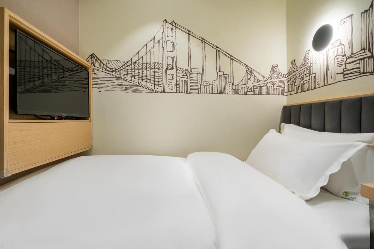 Meego Smart Select Hotel Шанхай Экстерьер фото
